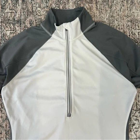 Athleta Women’s Quarter Zip Pullover Top Size Medium Gray White - Picture 7 of 13